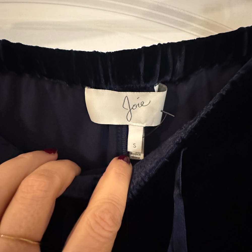 Joie Velvet and Satin Women's Blazer Pant set - Picture 5 of 13